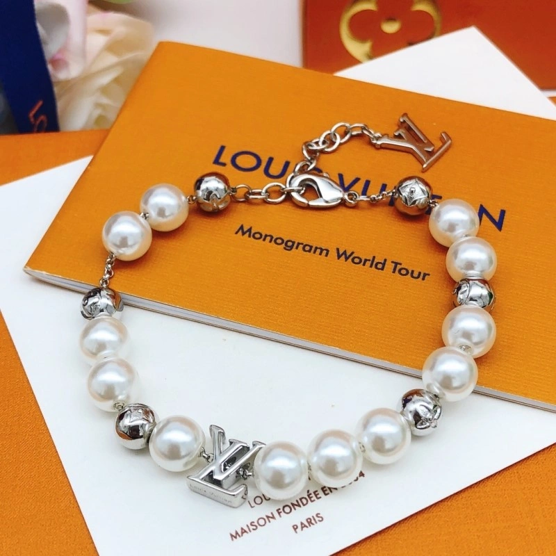 WrinkleFree Louis Vuitton Bracelets 248358