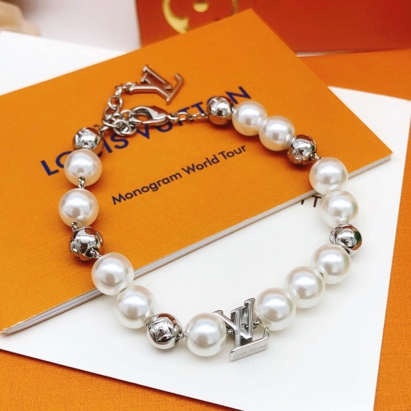 WrinkleFree Louis Vuitton Bracelets 248358