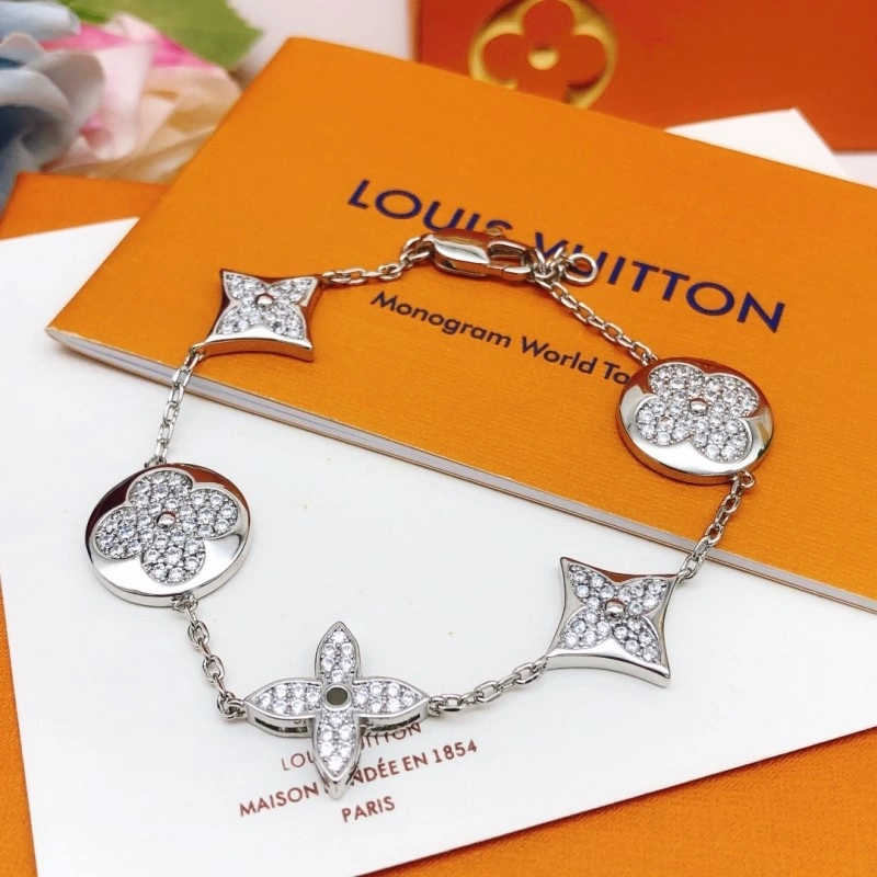 MoistureWicking Louis Vuitton Bracelets 248352