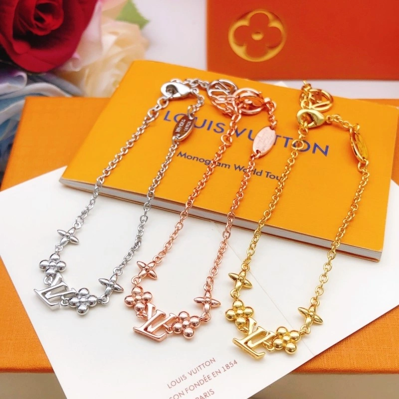Sleek Louis Vuitton Bracelets 248351