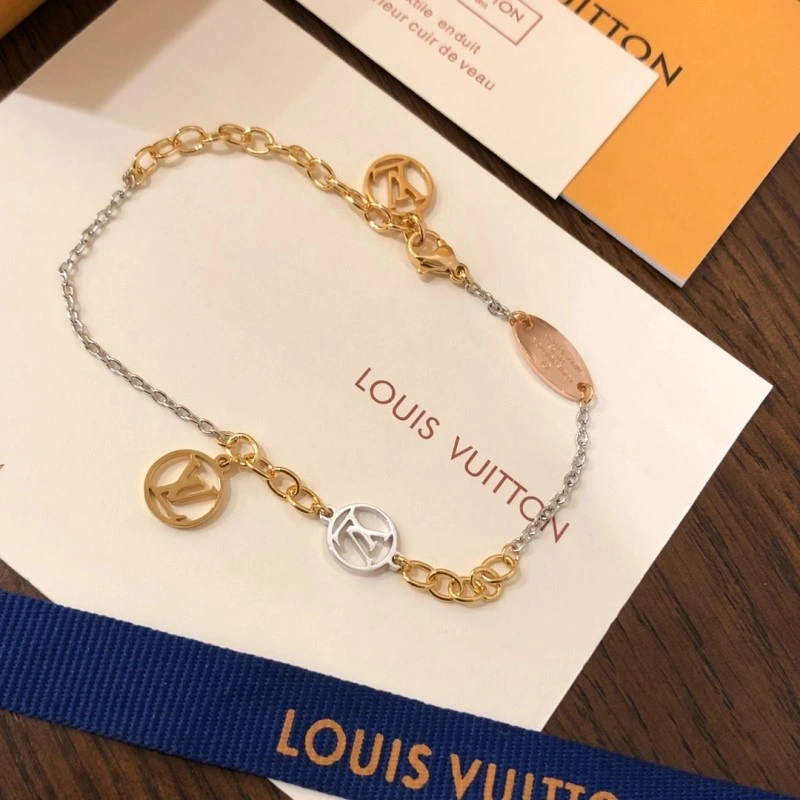UrbanStyle Louis Vuitton Bracelets 248353