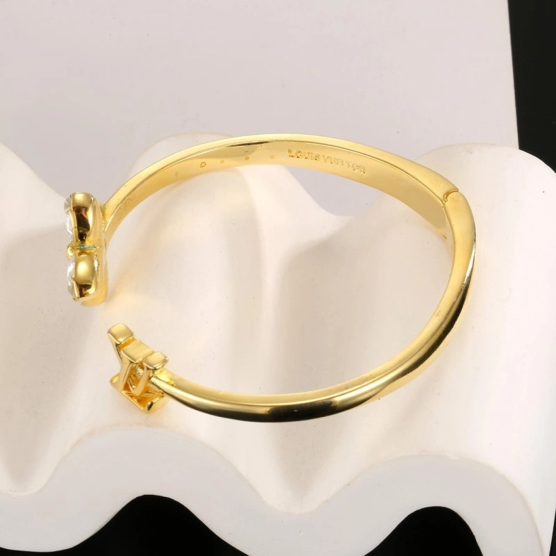 Bold Louis Vuitton Bracelets 248350