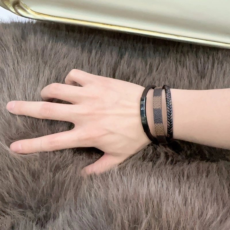 Louis Vuitton Bracelets Neat 248349