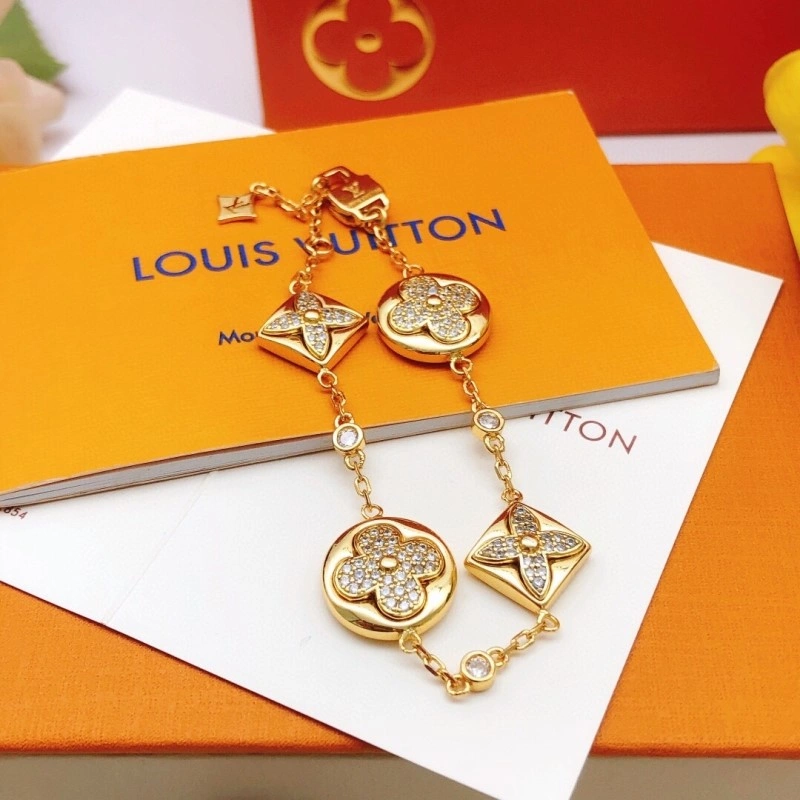 TimelessDesign Louis Vuitton Bracelets 248339