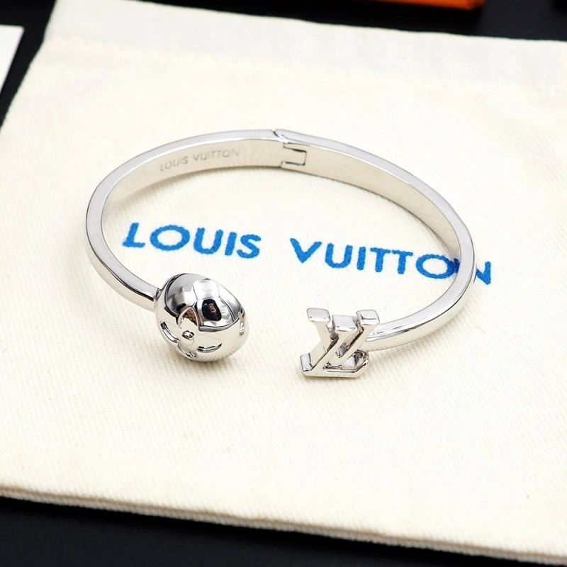 Louis Vuitton Bracelets Affordable 248335