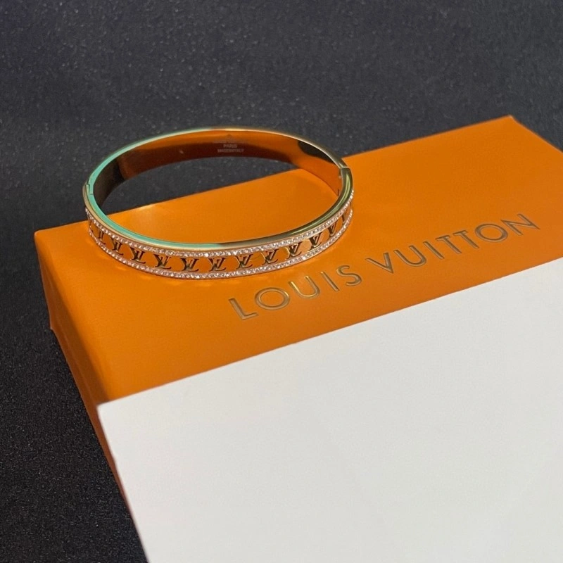 Efficient Louis Vuitton Bracelets 248333