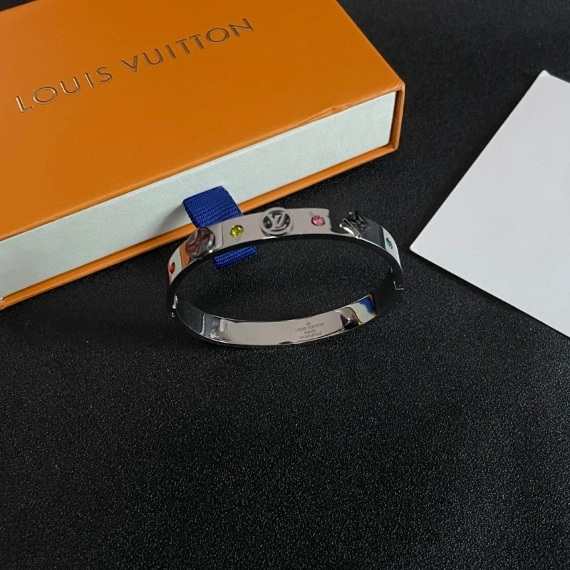 Modern Louis Vuitton Bracelets 248329