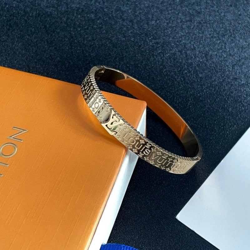 Flexible Louis Vuitton Bracelets 248331