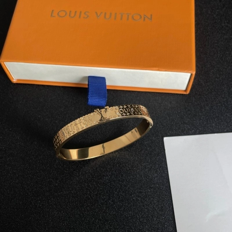 Flexible Louis Vuitton Bracelets 248331