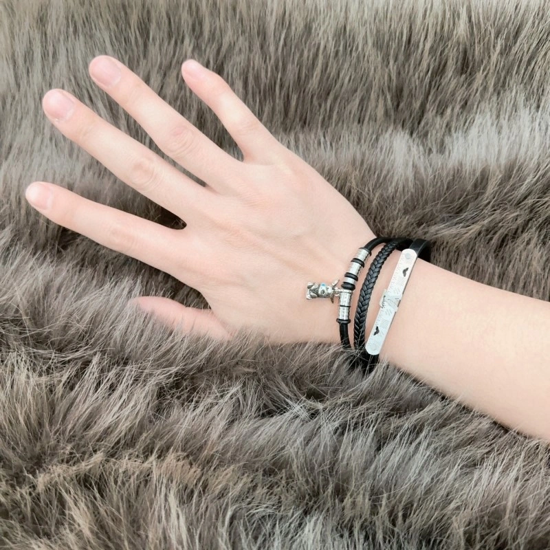 Louis Vuitton Bracelets Sustainable 248332