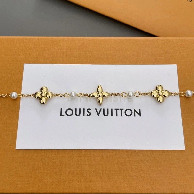 Louis Vuitton Bracelets Youthful 248310