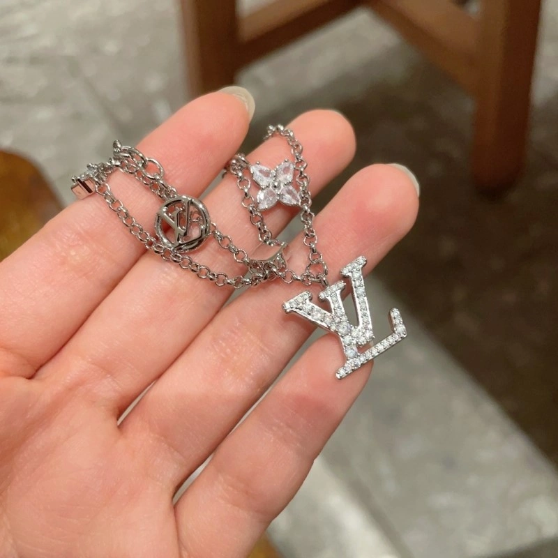 Efficient Louis Vuitton Bracelets 248325