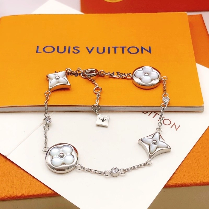 Louis Vuitton Bracelets Trendy 248309