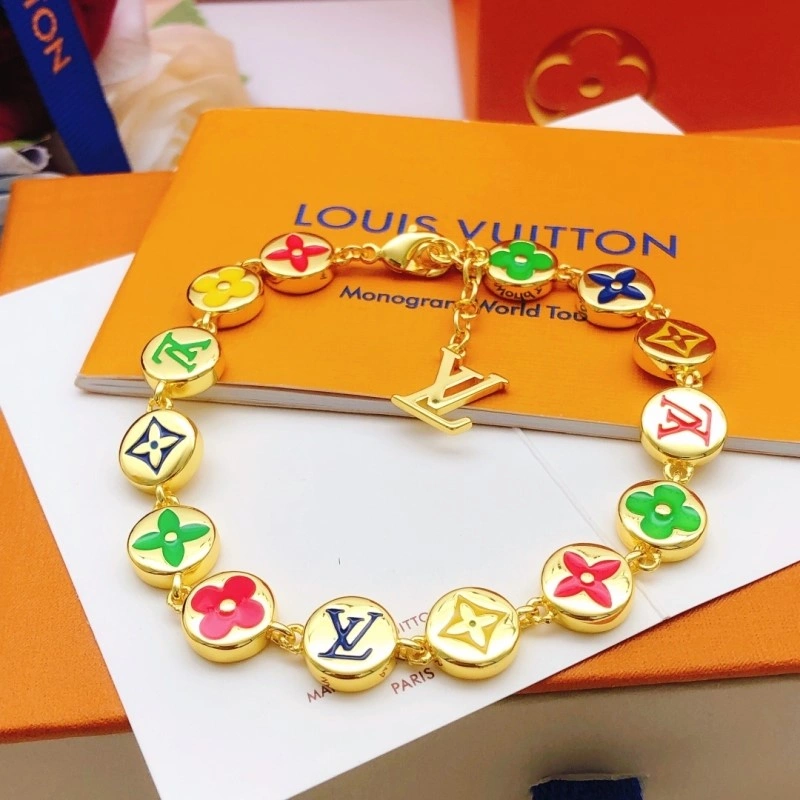 Functional Louis Vuitton Bracelets 248305