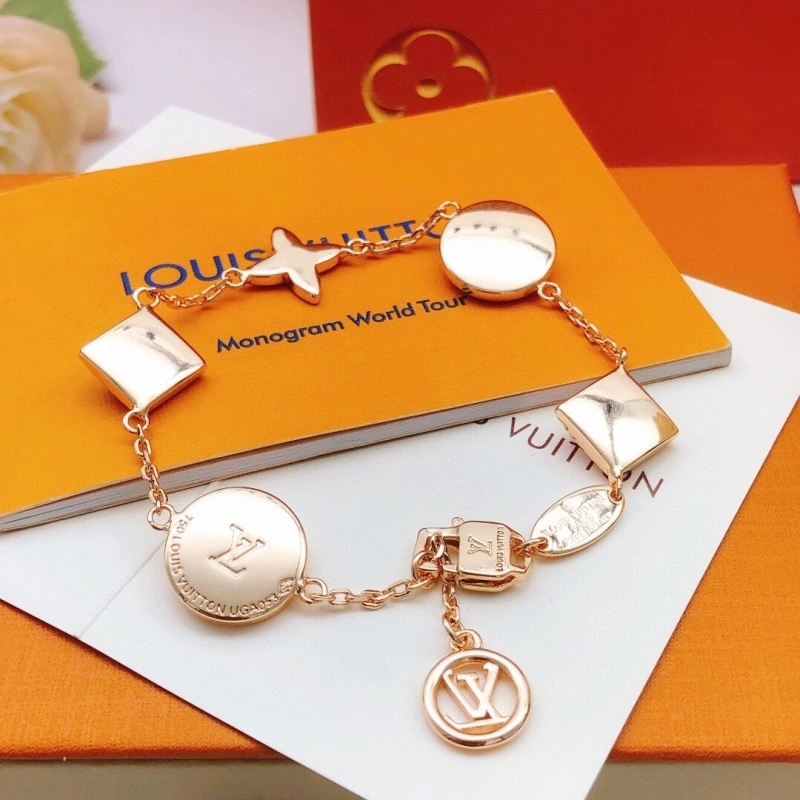 WellDesigned Louis Vuitton Bracelets 248301
