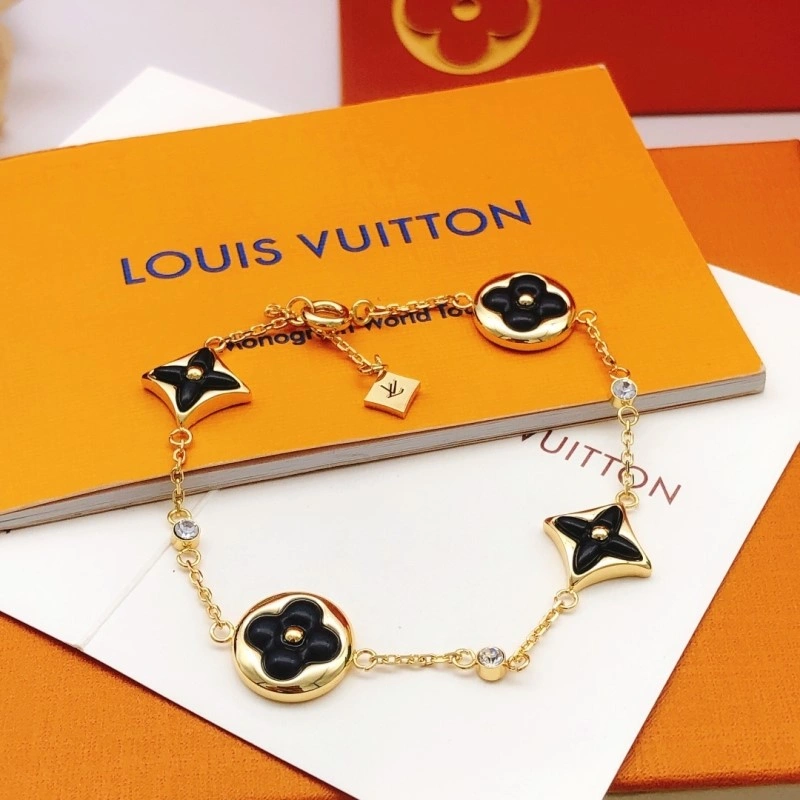 Louis Vuitton Bracelets Durable 248300