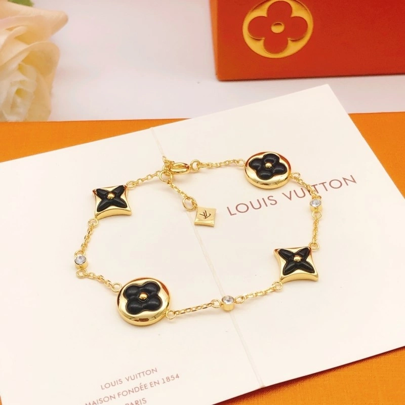 Louis Vuitton Bracelets Durable 248300