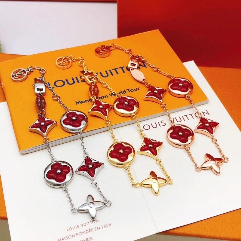 Louis Vuitton Bracelets Effortless 248299
