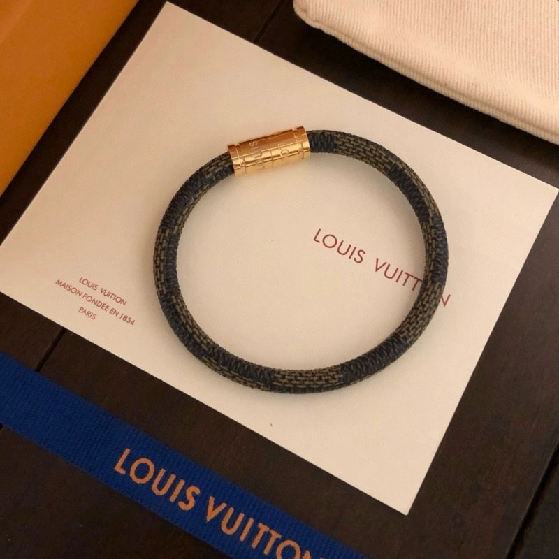 GoAnywhere Louis Vuitton Bracelets 248276