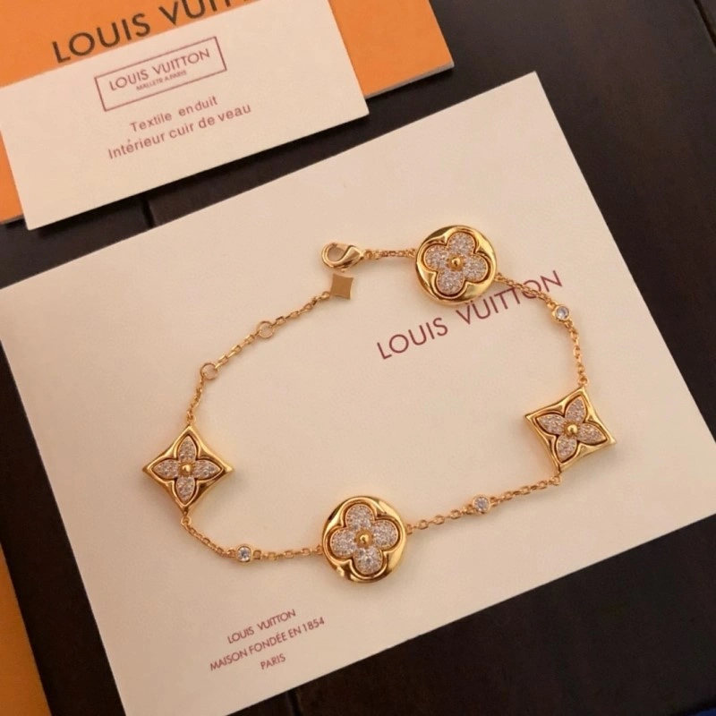 Louis Vuitton Bracelets SmartChoice 248288