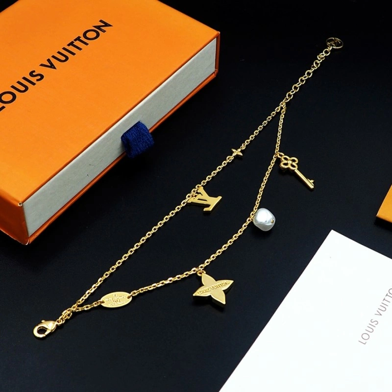 DailyWear Louis Vuitton Bracelets 248286
