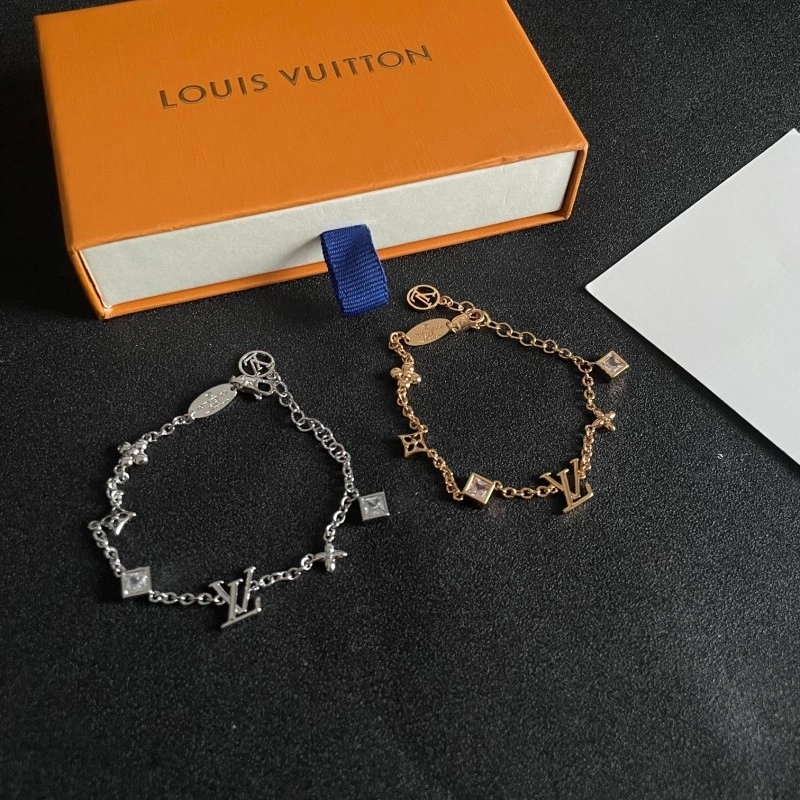 Louis Vuitton Bracelets Trendsetting 248283
