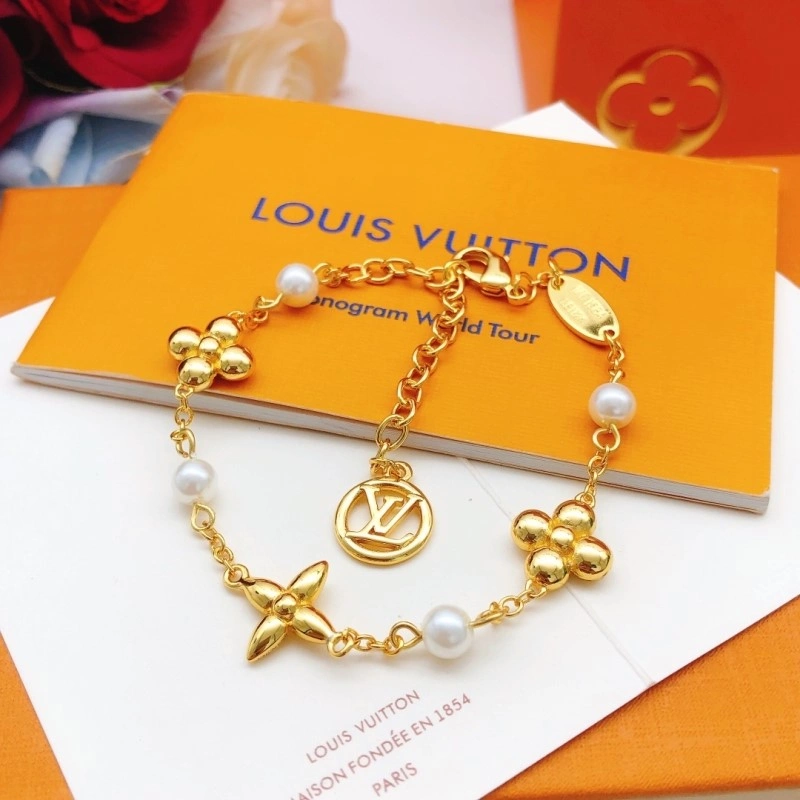 Louis Vuitton Bracelets Sophisticated 248267
