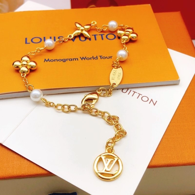 Louis Vuitton Bracelets Sophisticated 248267