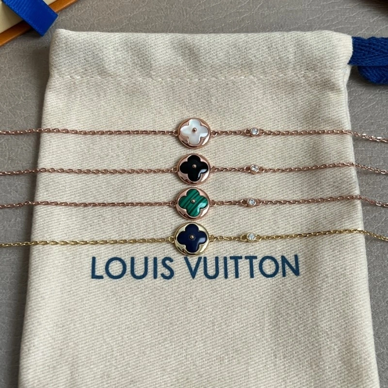 Supportive Louis Vuitton Bracelets 248290
