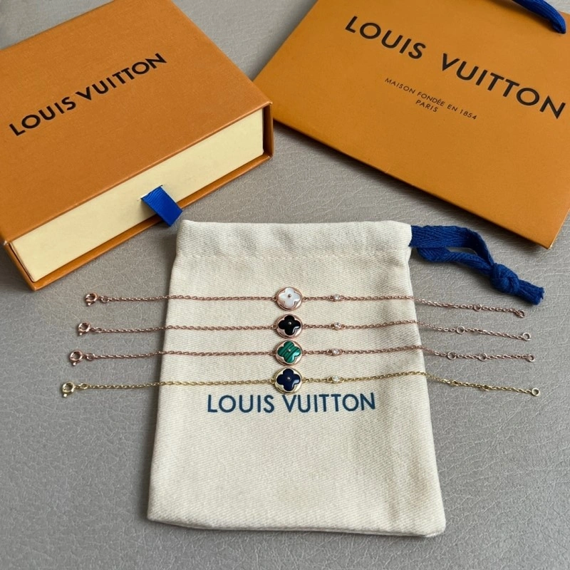 Supportive Louis Vuitton Bracelets 248290