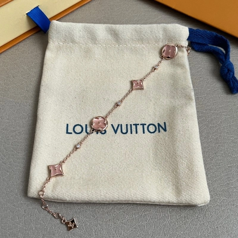 Sophisticated Louis Vuitton Bracelets 248284