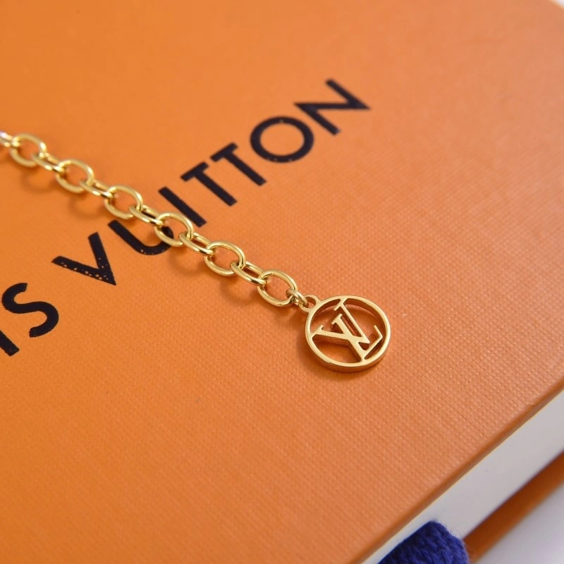 Attractive Louis Vuitton Bracelets 248262