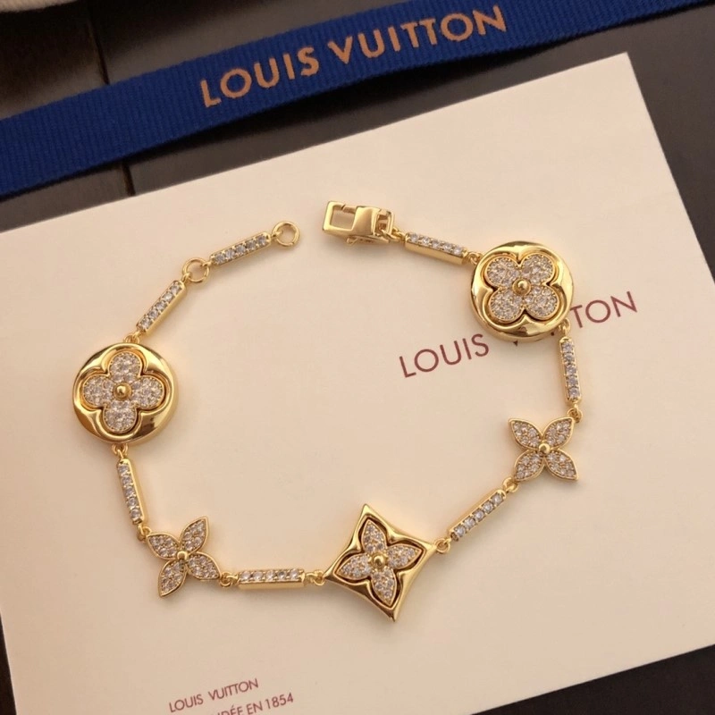 Sleek Louis Vuitton Bracelets 248261