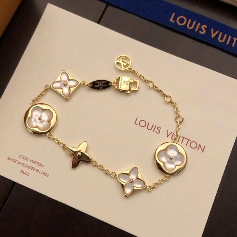 GoodFit Louis Vuitton Bracelets 248257