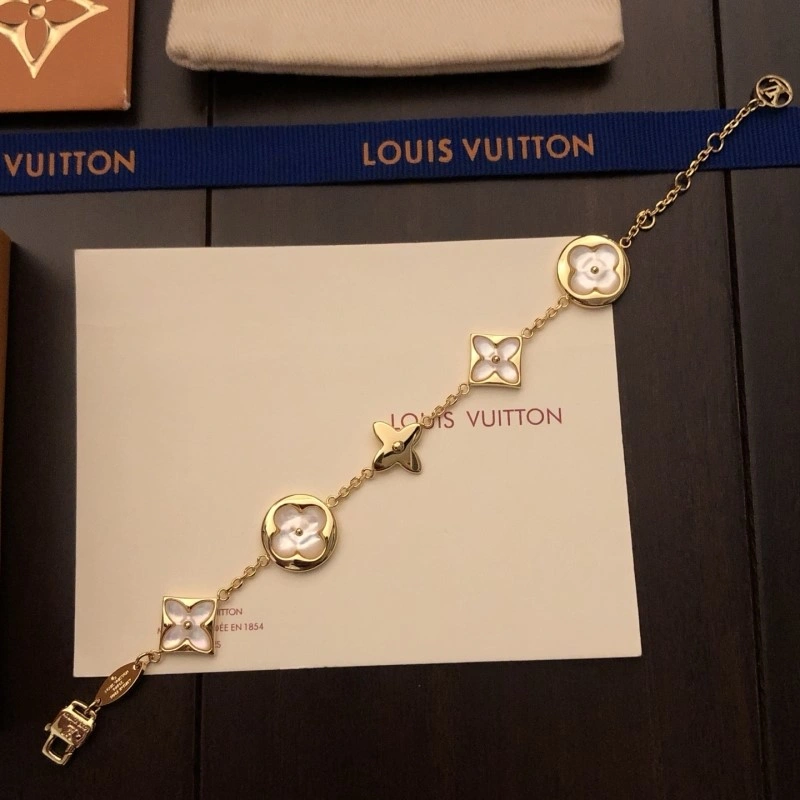 GoodFit Louis Vuitton Bracelets 248257