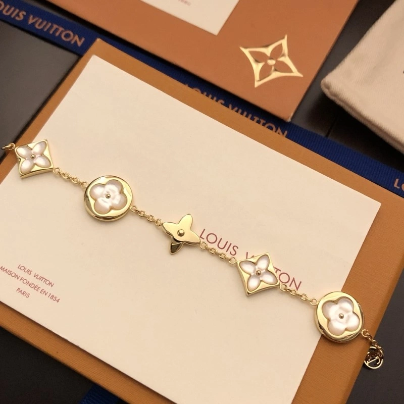 GoodFit Louis Vuitton Bracelets 248257