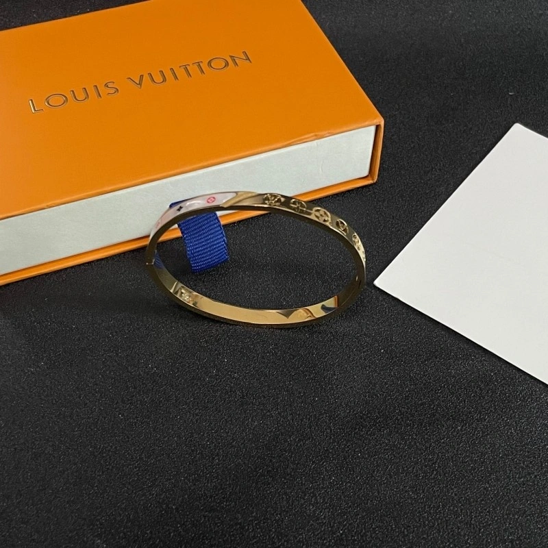 Louis Vuitton Bracelets Breathable 248255