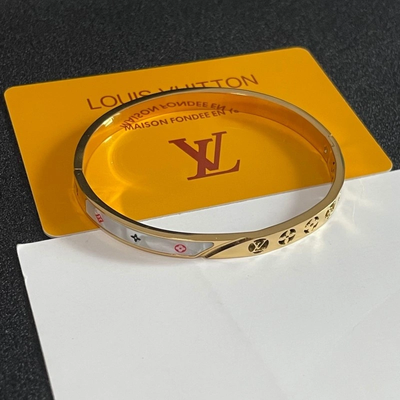 Louis Vuitton Bracelets Breathable 248255