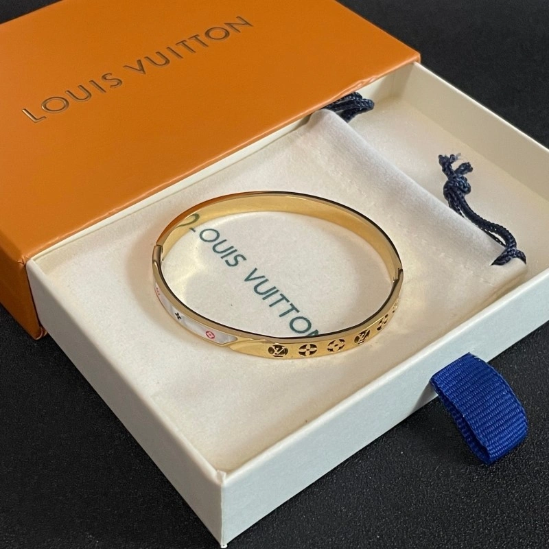 Louis Vuitton Bracelets Breathable 248255
