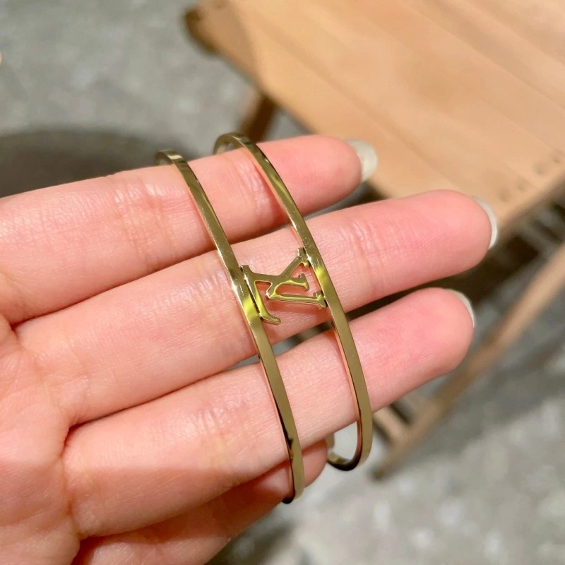 Louis Vuitton Bracelets Comfortable 248254