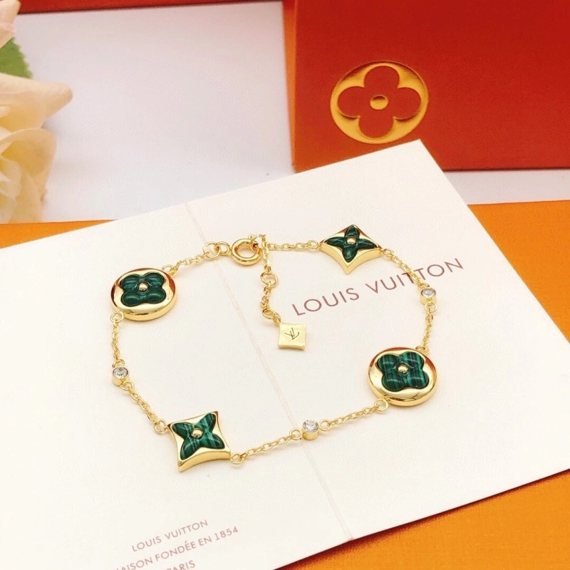 Breathable Louis Vuitton Bracelets 248243