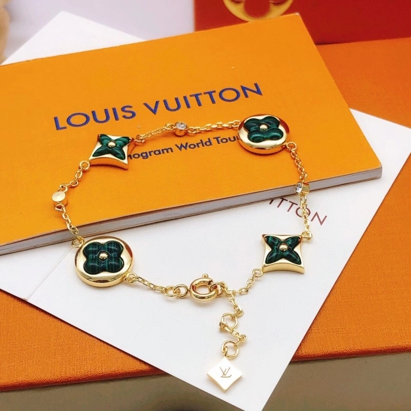 Breathable Louis Vuitton Bracelets 248243