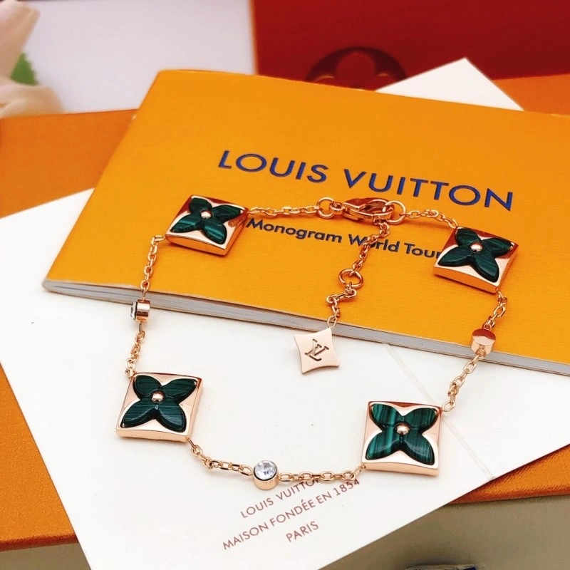 Tailored Louis Vuitton Bracelets 248225
