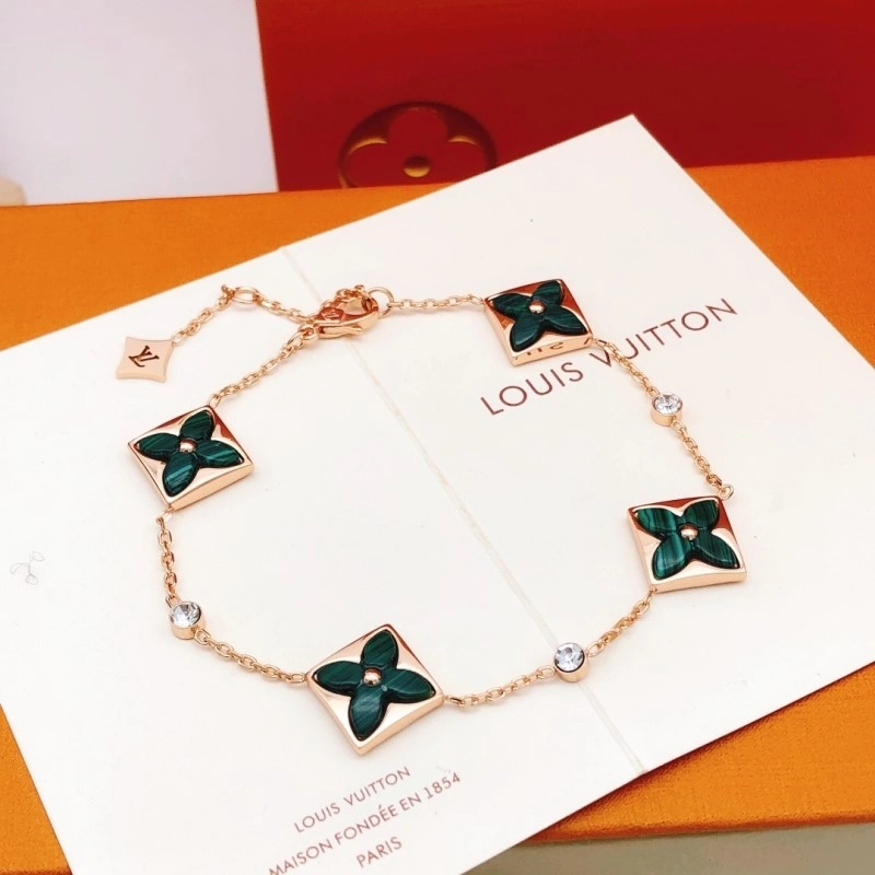 Tailored Louis Vuitton Bracelets 248225