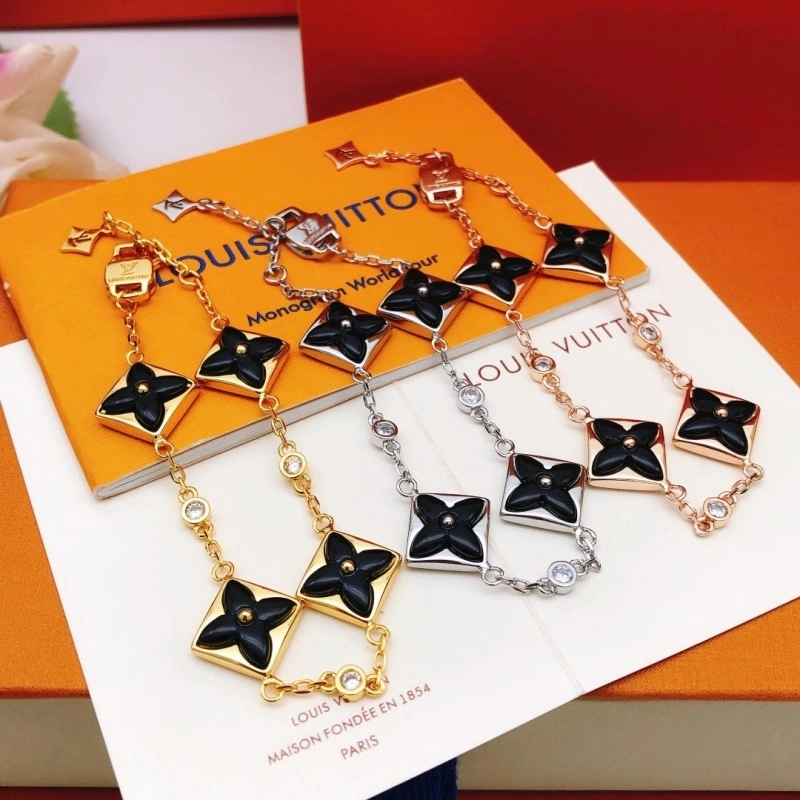 Louis Vuitton Bracelets Sophisticated 248222