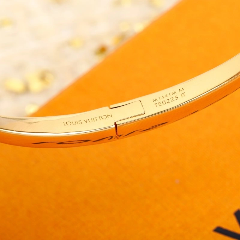 Louis Vuitton Bracelets WellDesigned 248216