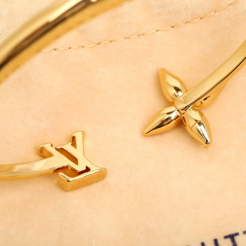 Louis Vuitton Bracelets WellDesigned 248216
