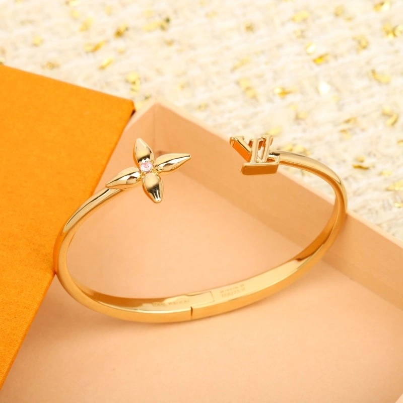 Louis Vuitton Bracelets WellDesigned 248216