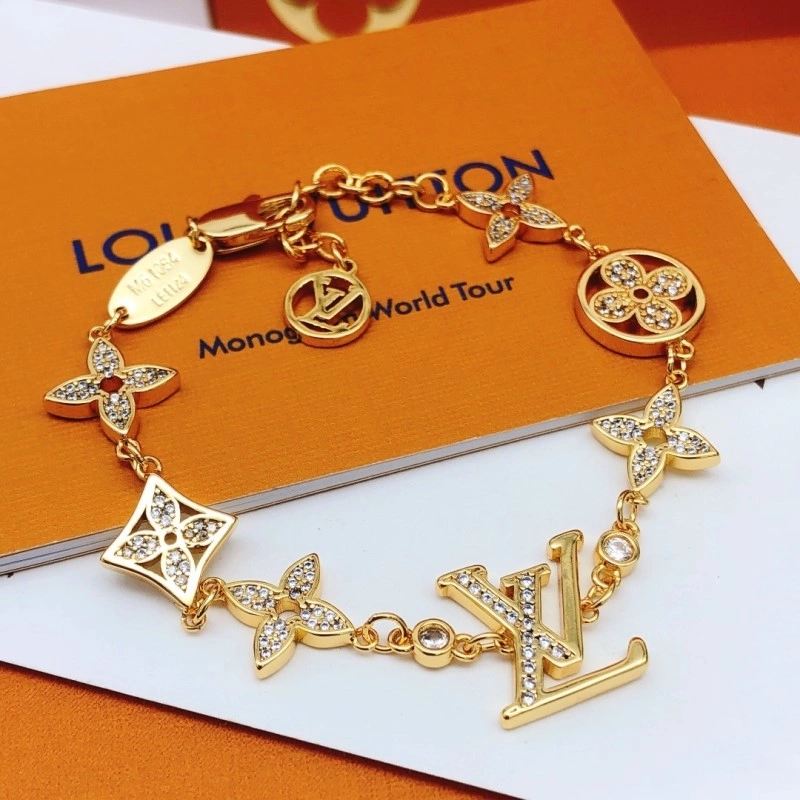 Elegant Louis Vuitton Bracelets 248209