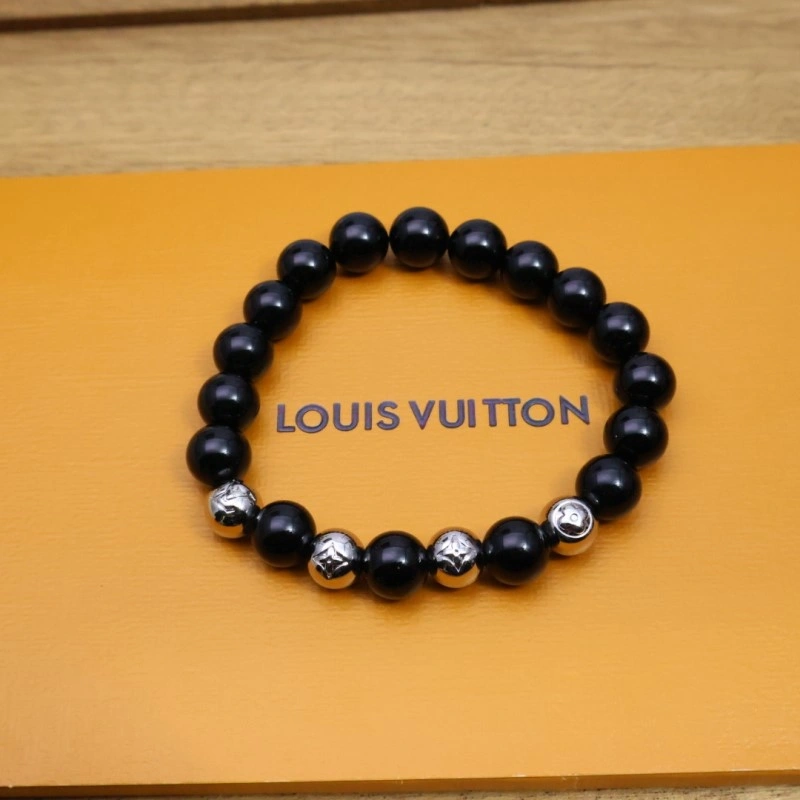 TechFriendly Louis Vuitton Bracelets 248199